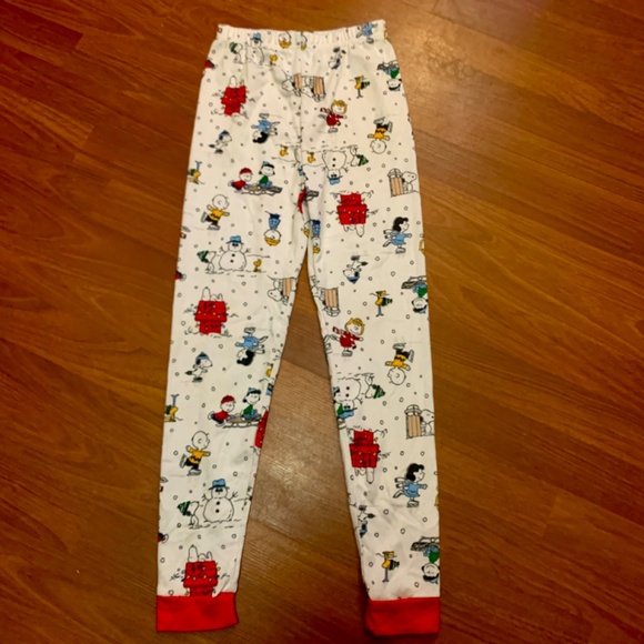 Boys Charlie Brown/Snoopy/PEANUTS Christmas winter themed sleepwear/pajama set - Picture 4 of 16